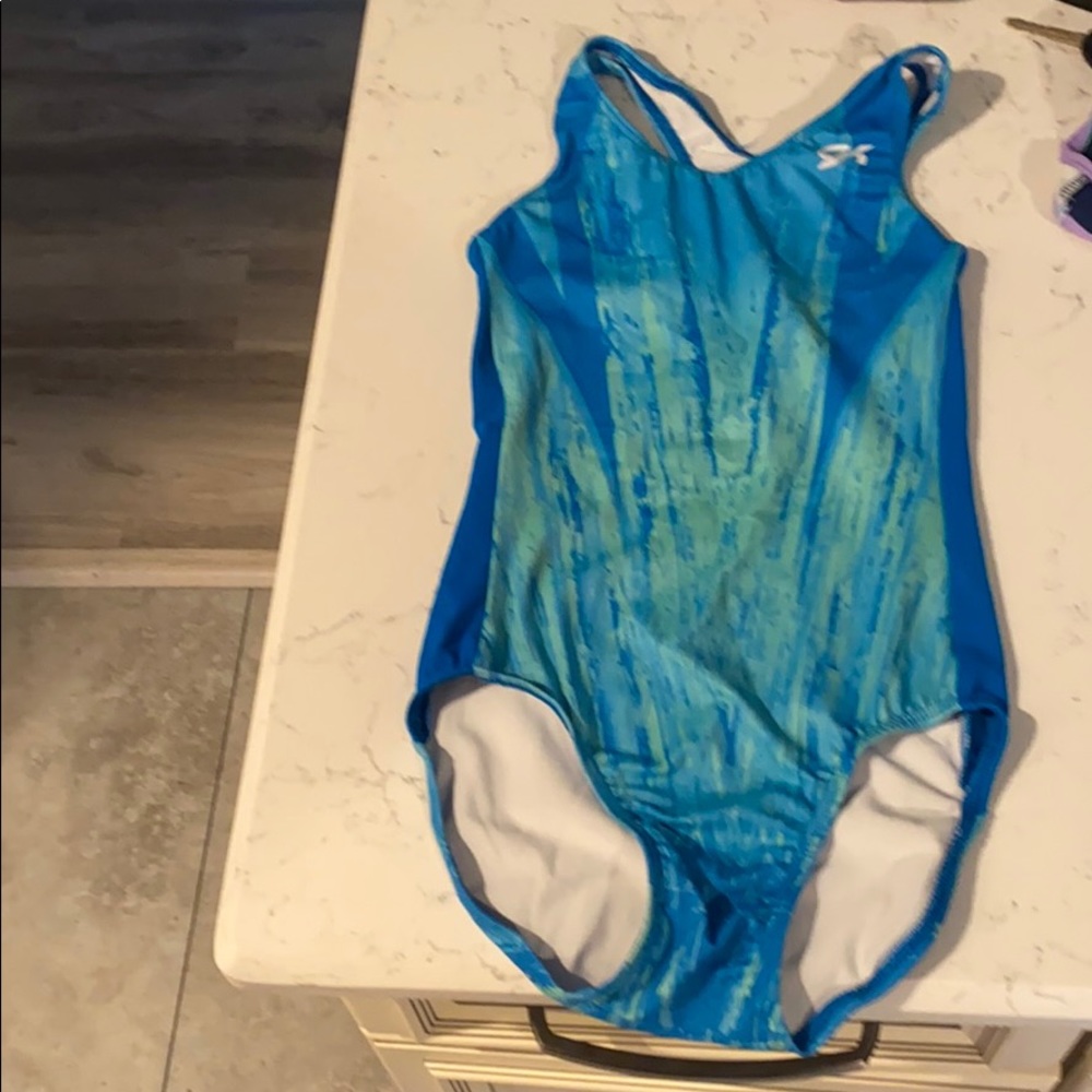 GK elite leotard Child large